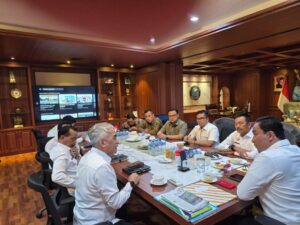 AUDIENSI BNN DENGAN BUPATI MANDAILING NATAL, PERKUAT PROGRAM ALTERNATIVE DEVELOPMENT DI KAWASAN RAWAN NARKOBA AUDIENSI BNN DENGAN BUPATI MANDAILING NATAL, PERKUAT PROGRAM ALTERNATIVE DEVELOPMENT DI KAWASAN RAWAN NARKOBA